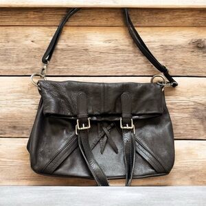 LAURA DI MAGGIO - Versatile Elegant Black Leather Tote Bag (excellent condition)